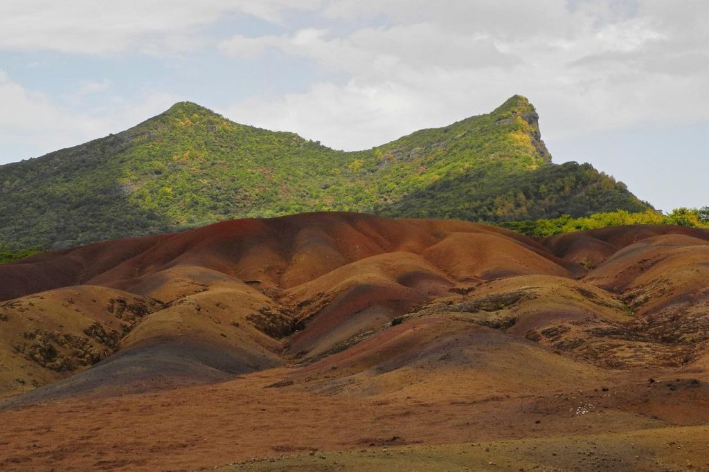 mauritius, chamarel, igneous rocks